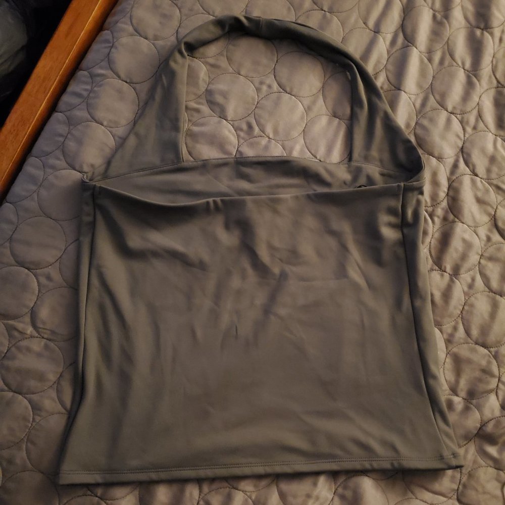 Body Countour Tops - Picture 4 of 7